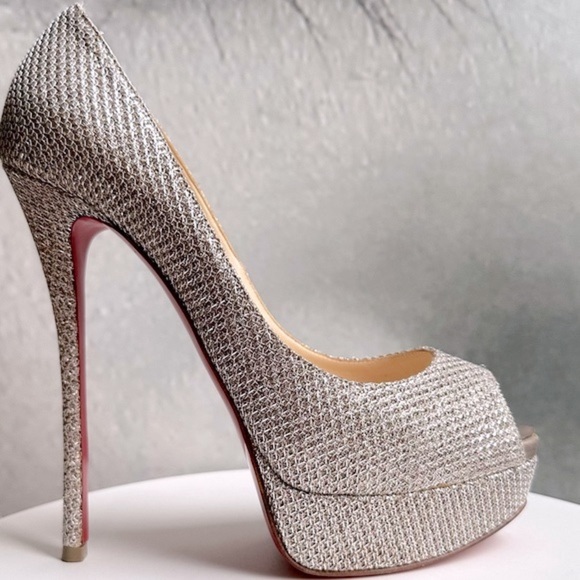 🌺CHRISTIAN LOUBOUTIN 🌺 Fetish Peep 150mm Platform Pumps in Colombe Size: 39.5 - Picture 5 of 15